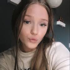 Sydney Dye's Instagram, Twitter & Facebook