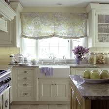 Pin By Carol Jungmann Crump On Cottage Kitchens In 2020 Small French Country Kitchen Country Style Kitchen Country Cottage Kitchen