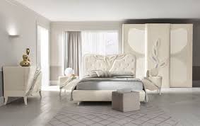 Per cucina, camera da letto, salotto, camerette potrai scegliere tra doimo, siloma , bontempi, styloffice, sira, giaretta, colombini e tante altre marche Camera Da Letto Idee Arredamento Elementi E Colori