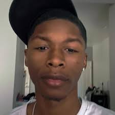 Andre Iguodala says Steph Curry is the greatest PG of all time 👀