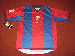 El técnico holandés del ajax de amsterdan, frank de boer, puede regresar al conjunto azulgrana. Frank De Boer Neues Barcelona Shirt Mit Doppelter Orginal Catawiki
