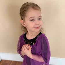 Amber Christy's Instagram, Twitter & Facebook