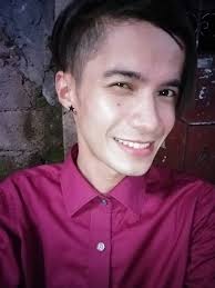 Oh ayan pang avatar mo. 🙈