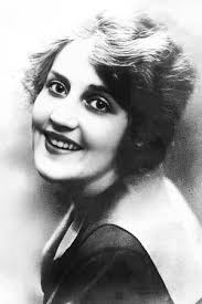 I Wonder Who's Killing Her Now? (1975)