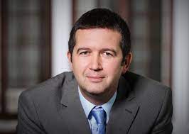 Vicepremiér jan hamáček (čssd) sdělil, že žádost určenou poslancům dnes schválil kabinet. Hamacek Pokud Chceme Lidi Presvedcit Ze Eu Ma Smysl Spoluprace V Obrane Se Jen Nabizi Euractiv Cz