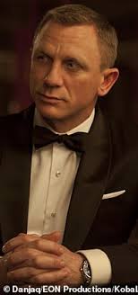 Golden Globes: Bodyguard's Richard Madden wins Best Actor gong