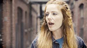 Fremmand får hjælp af Massive Attack på ny single