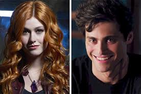 A cup, a sword and a mirror. Quiz Which Shadowhunters Character Are You