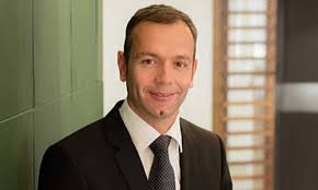 Wir bitten sie daher um die zustimmung neben technisch notwendigen cookies auch cookies für analysezwecke. Bank Linth Neuer Filialleiter Im Steuerparadies