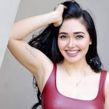 Carla Aloria (@aloria.carla) • Facebook