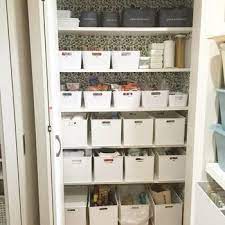 なくしたいのは 生活感 ドイツ式 すっきり いつでも人を呼べるお片づけテクニック キナリノ パントリー 収納 アイデア パントリー収納 100均 インテリア 収納