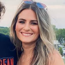 Renee Oswell (@reneeoswell)