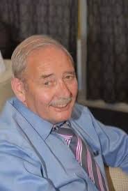 Defibrillator in memory of beloved Lanarkshire dad who died two days before  Christmas a perfect tribute