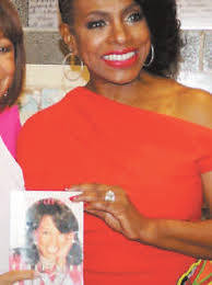 Greta Lovell's Instagram, Twitter & Facebook