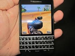 Game Play On Blackberry Q10 Youtube