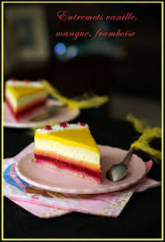 Passez les biscuits sablés au robot mixeur pour les réduire en miettes. Entremets Mousse Mascarpone A La Vanille Cremeux A La Mangue Compotee A La Framboise Facon Tiramisu Talons Hauts Cacao