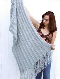 Others will knit up quick and will make wonderful last minute gifts. Cozy Hygge Blanket Wrap Fast Easy Crochet Pattern Sigoni Macaroni