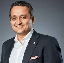 Sugandha Hiremath Age, Husband, Family, Biography » StarsUnfolded