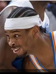 SGA facial expressions so that he can get a foul call 😅