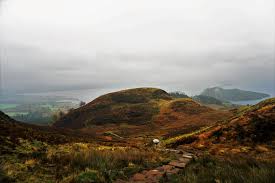 Het is eigenlijk geen zelfstandig land, maar een constituerend land binnen het verenigd koninkrijk. Puffin Spotting Isle Of May Reishonger Nl