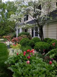 Spring Bulb Gardens To Soothe Your Soul Town Country Living Spring Bulbs Garden Landscape Design Yard Landscaping