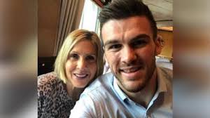 Mother and son kept apart by the pandemic