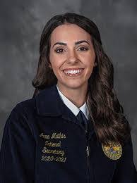 Thalia Ochoa's Instagram, Twitter & Facebook