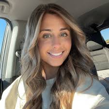 Sydney Cox (@sydney.o.cox)