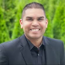 Jose Padro's Instagram, Twitter & Facebook