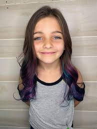 Savannah has wanted mermaid hair for so long….today she got her mermaid  hair! This turned out gorgeous