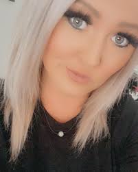 Nicole Overturf's Instagram, Facebook & TikTok