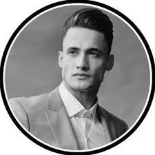 Richa Narang's Instagram, Twitter & Facebook