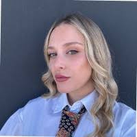 30+ profili “Leonor”