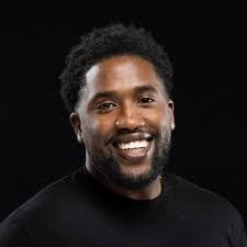 Avery Harwood's Instagram, Twitter & Facebook