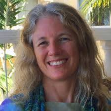 Deanna Alvarez's Instagram, Twitter & Facebook