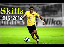 More ideas from paulinho junior. Paulinho Guangzhou Evergrande Passes Goals Skills Tackles 2015 2016 Hd Youtube