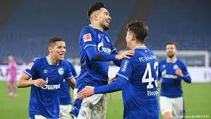 Bundesliga Schalke Avoid Worst Ever Record Thanks To Matthew Hoppe Hat Trick Sports German Football And Major International Sports News Dw 09 01 2021