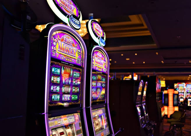 Behind the Ever-Present Popularity of Online Slot Games - Armchair Arcade