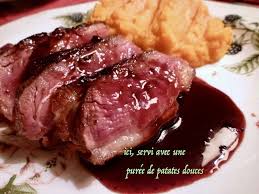 Magret De Canard Sauce Sirupeuse Au Cassis Oranges Et Epices Magret De Canard Recette Patate Recette Patate Douce