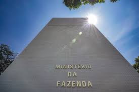 Receita amplia para 22 número de empresas no país classificadas como devedoras contumazes