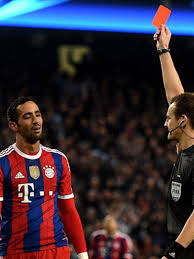 Ma per il momento pare una notizia a metà. Ein Spiel Sperre Fur Benatia Fc Bayern Munchen