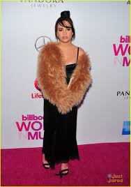 Alessia Cara Honored at Billboards Women In Music By Hailee Steinfeld &  Bea Miller: Photo 1056905 | Alessia Cara, Bea Miller, Chloe Bailey, Chloe X  Halle, Daya, Hailee Steinfeld, Halle Bailey Pictures |