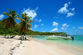 The area of antigua and barbuda is 171 square miles (442 square kilometers), two and a half times the size of washington. Antigua Antigua Twitter