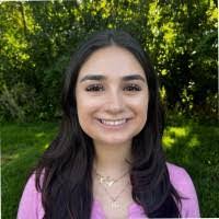 Emily Waldman's Instagram, Twitter & Facebook