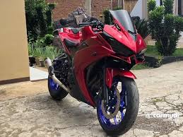 Di antara deretan motor yang pernah dipasarkan oleh yamaha, r15 jadi salah satu andalan pabrikan garpu tala di kelas motorsport 150cc karena dilengkapi dengan. Buy Yamaha Yzf R15 Motogp Edition Motorcycle New Used Best Price 72 Motorcycle In Carmudi Indonesia