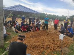 Raudhatul sakinah iaitu tanah perkuburan dalam taman. Bernama On Twitter Helikopterterhempas Jenazah Komander Bersara Mohamed Sabri Baharom 56 Selamat Dikebumikan Di Tanah Perkuburan Islam Raudhatul Sakinah Kuala Lumpur Karak Taman Selasih Batu Caves Jam 2 20 Petang Hari Ini Https T Co