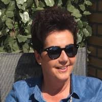 10+ perfis com “Karin Gall”