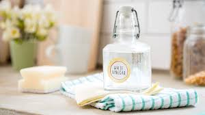 In a large bowl, combine 1 part white distilled vinegar to 3 parts water. 7 Things You Should Never Clean With Vinegar