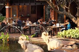 Ayrıca rambuttri village inn havuz ve kahvaltı olanakları da sağlıyor. Rambuttri Village Inn And Plaza Hotel In Bangkok Hostelsclub