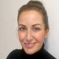 Lorraine Humphries's Instagram, Twitter & Facebook